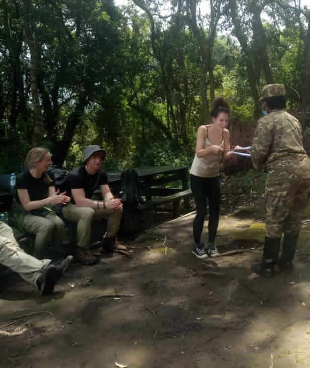 women guiding gorilla trekking in Bwindi national park